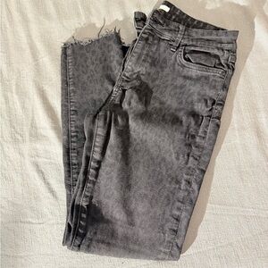 Stylish Gray Women's Jeans
